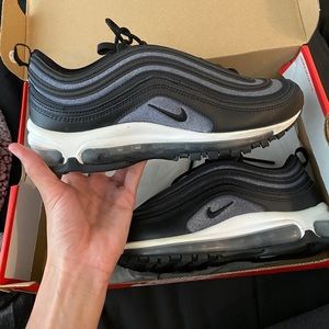 Nike Air Max 97